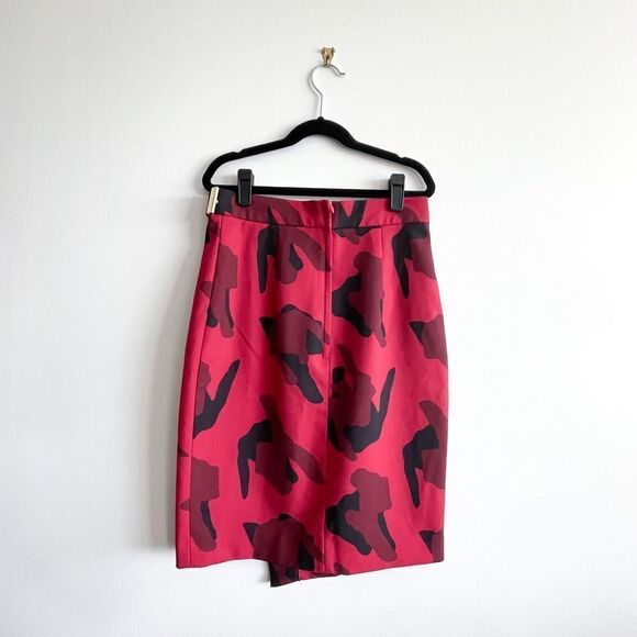 H&M Kilt Skirt Wrap Around Red Black Camo Side Buckle Women's 6 - Picture 2 of 10
